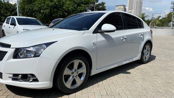 CHEVROLET CRUZE 1.8 LTZ SPORT6 16V FLEX 4P AUTOMÁTICO CHEVROLET CRUZE 1.8 LTZ SPORT6 16V FLEX 4P AUTOMÁTICO